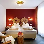 Valamar 4*
